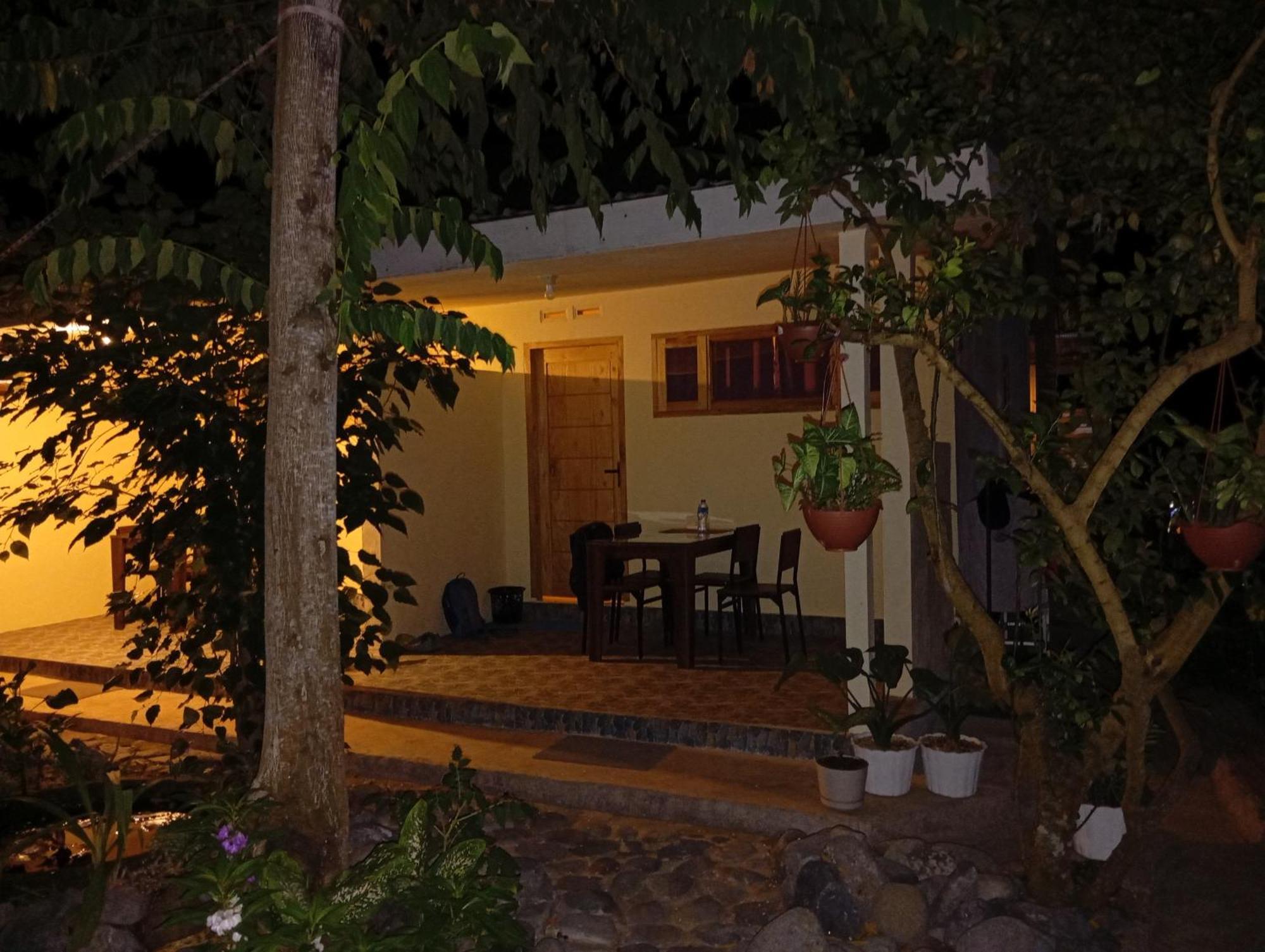 Rumah Kawan Senaru House Of Friend Exteriér fotografie